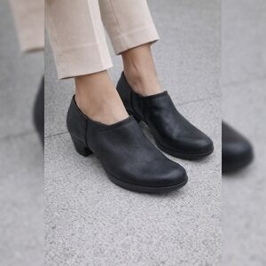 Dansko Black Leather Heels